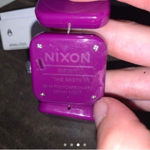Vintage Y2K “The Misty” Nixon chunky block watch - Picture 3 of 4